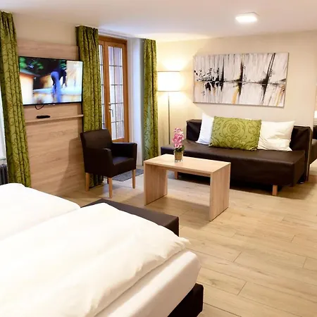 Gasthus 24-7 I Tesla Destination Lodge