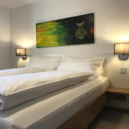 Gasthus 24-7 I Tesla Destination Lodge Brunig Pass